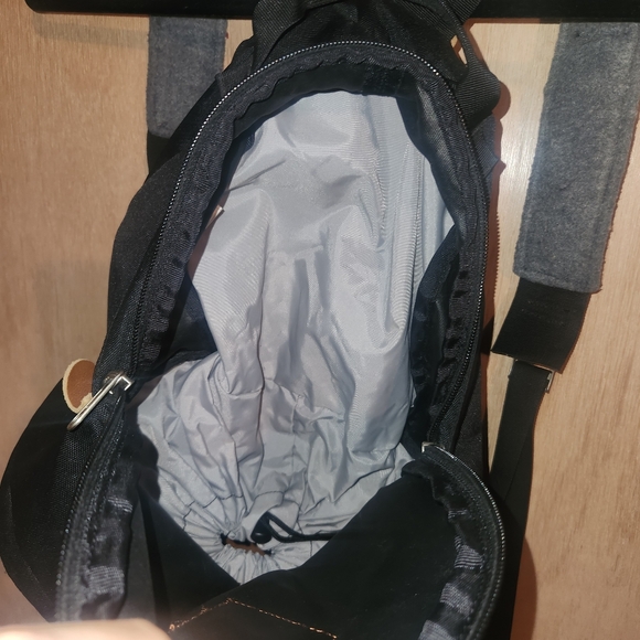 The North Face leather bottom backpack - Picture 6 of 7